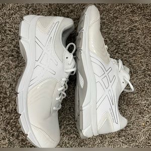 ASICS walking shoes, size 8.5